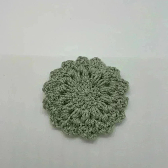 Reusable and Handmade Facial Cleansing Pads - Picture 2 of 3